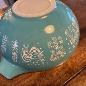 Vintage Pyrex LADY ON THE LEFT 444 Butterprint